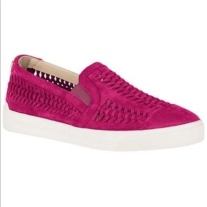 NIB Hush Puppies Gabbie Woven Slip On 🐶